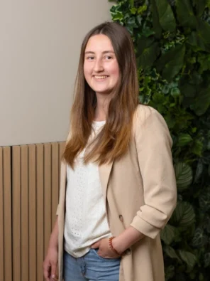 Portret van Anky Zwanenburg, Adviseur Arbo- en Brandveiligheid BHVNederland
